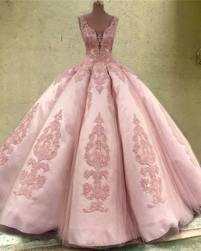 Tulle Ball Gown V Neck Quinceanera Dresses Lace Embroidery