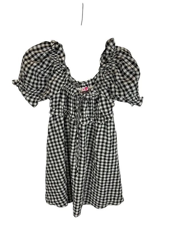 Dress Casual Short By Buddy Love In Striped Pattern, Size: S